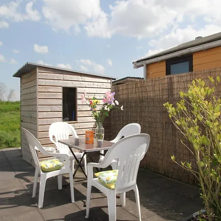 Дом отдыха Pet-friendly Bungalow, Cleaning Included Варменхёйзен