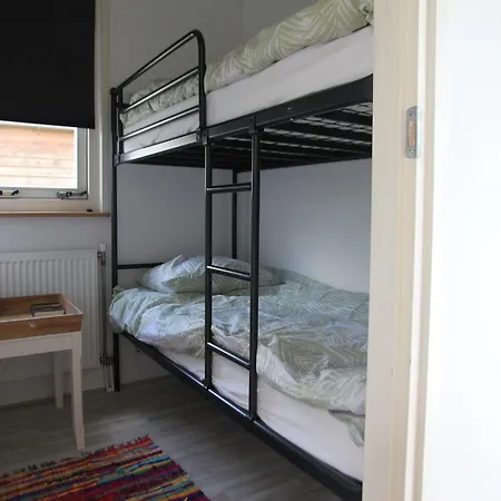 Дом отдыха Pet-friendly Bungalow, Cleaning Included