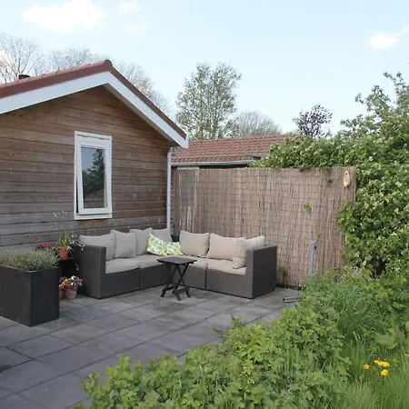 Pet-friendly Bungalow, Cleaning Included *