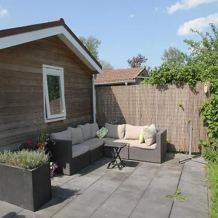 Pet-friendly Bungalow, Cleaning Included * Варменхёйзен