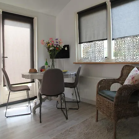 Дом отдыха Pet-friendly Bungalow, Cleaning Included